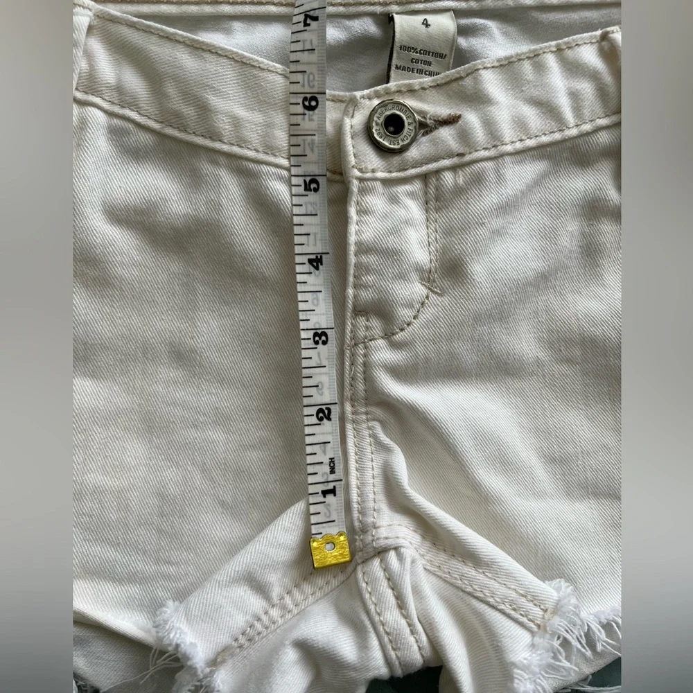 Abercrombie & Fitch White Distressed Denim Shorts - Picture 9 of 9